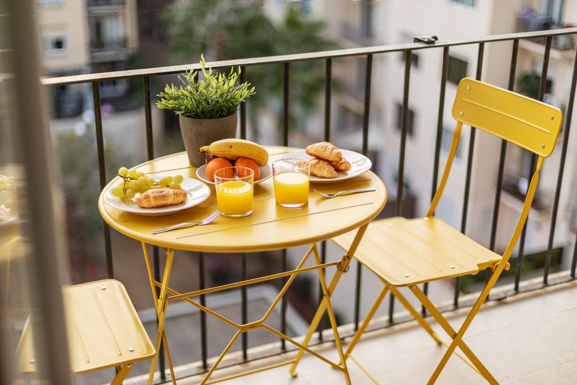 Large & Beautiful Apartment 4Min From Passeig De Gracia บาร์เซโลนา ภายนอก รูปภาพ